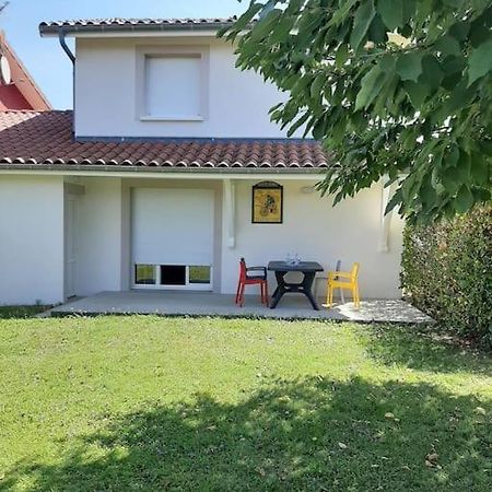 Gite L'Etape Pirajoux Екстер'єр фото